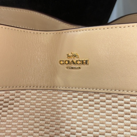 🔥 SALE! COACH F27575 Lexy Shoulder Bag Tan Cream - Picture 5 of 16